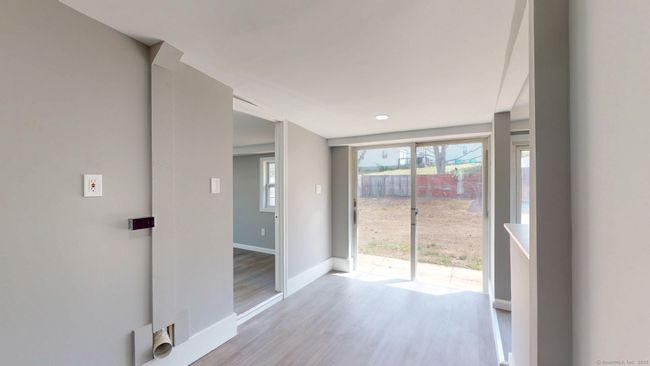 8 Batt St, House other with 5 bedrooms, 2 bathrooms and null parking in Middletown CT | Image 19