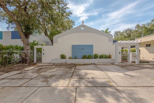apt-4-2825 Sw 3rd Ave, Miami, FL, 33129-2345 | Card Image