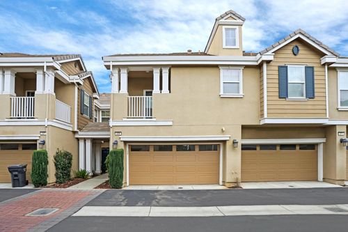 223 S Veracruz Pl, Mountain House, CA, 95391-3022 | Card Image