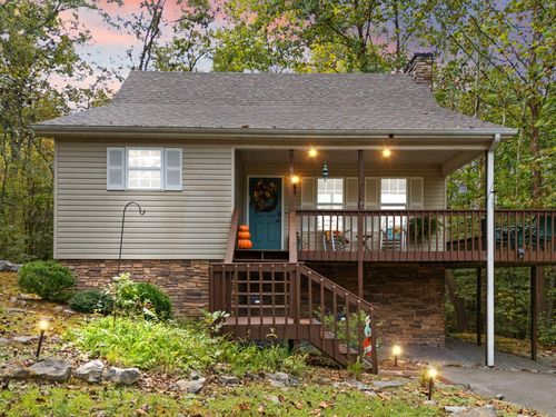 53 Clover Leaf Cir, Burnside, KY, 42519-9592 | Card Image