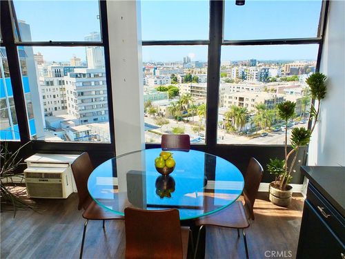 1108-100 Atlantic, Long Beach, CA, 90802 | Card Image