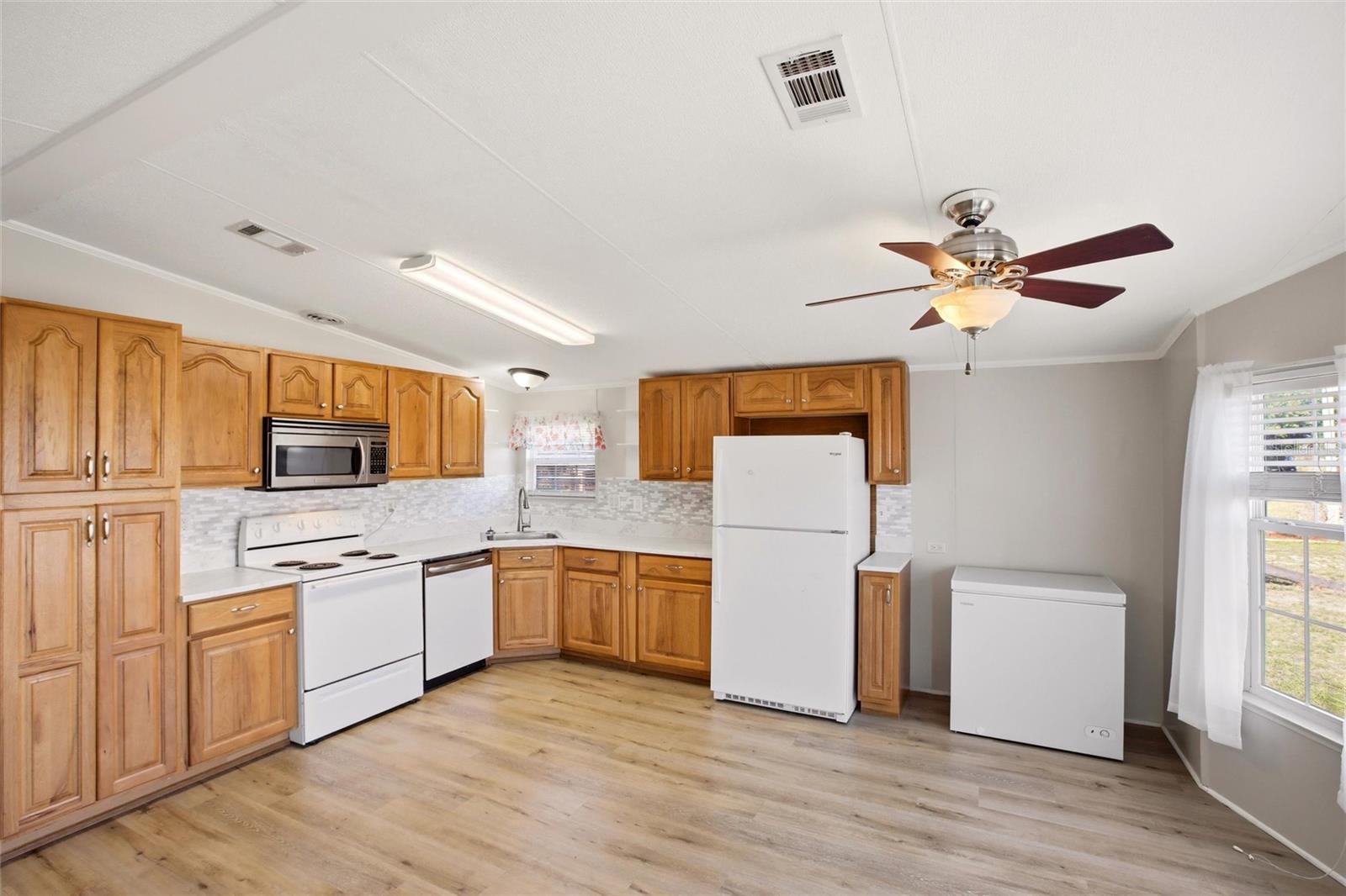 Residential in PUNTA GORDA 5