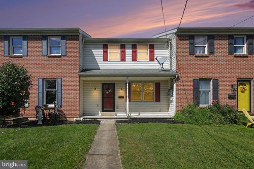 403 S Union St, MIDDLETOWN, PA, 17057-1372 | Card Image