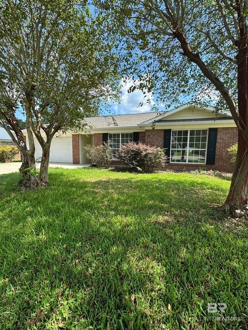 5878 Shady Woods Ct, Gulf Shores, AL, 36542-2613 | Card Image