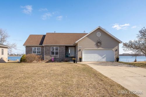10210 Collard Dr, Lakeview, MI, 48850-9143 | Card Image