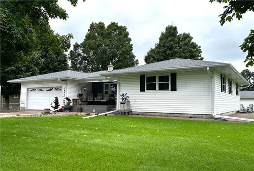 36075 Ash St, Independence, WI, 54747-8705 | Card Image