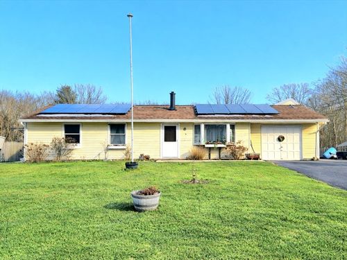 8 Algonquin Dr, Dartmouth, MA, 02748-1203 | Card Image