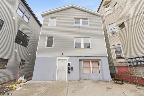 9 Godwin Ave, Paterson, NJ, 07501-1501 | Card Image