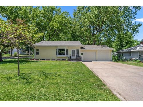 603 Lewis St, River Falls, WI, 54022-1416 | Card Image