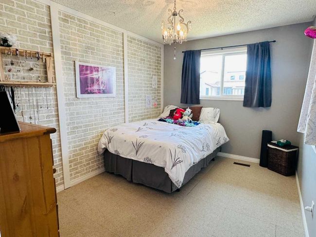 5615 46 Street, House other with 4 bedrooms, 3 bathrooms and 5 parking in Taber AB | Image 15