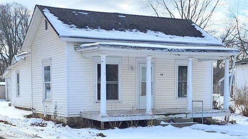 115 W Division St, Sherwood, MI, 49089-8722 | Card Image