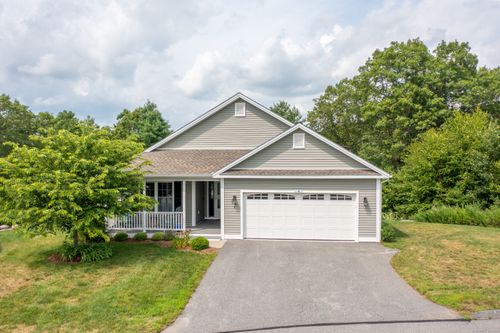 4-4 Skylark Ln, Killingly, CT, 06239-1549 | Card Image