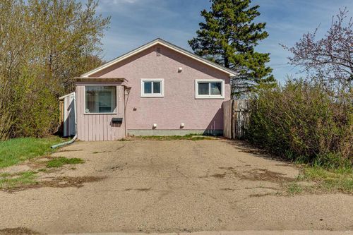 4212 C + E Trail, Lacombe, AB, T4L1V8 | Card Image