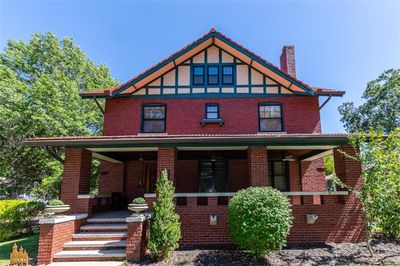 403 S Cedar Street, House other with 4 bedrooms, 2 bathrooms and null parking in Ottawa KS | Image 2