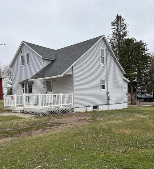 308 W 3rd St, Argyle, MN, 56713-4043 | Card Image