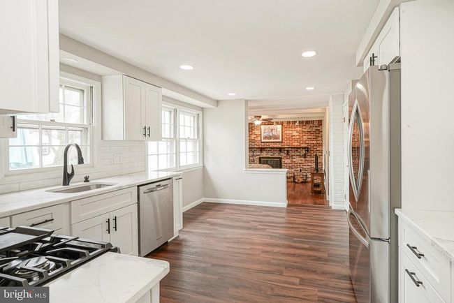 2403 Saint Charles Pl, House other with 4 bedrooms, 2 bathrooms and null parking in CINNAMINSON NJ | Image 12