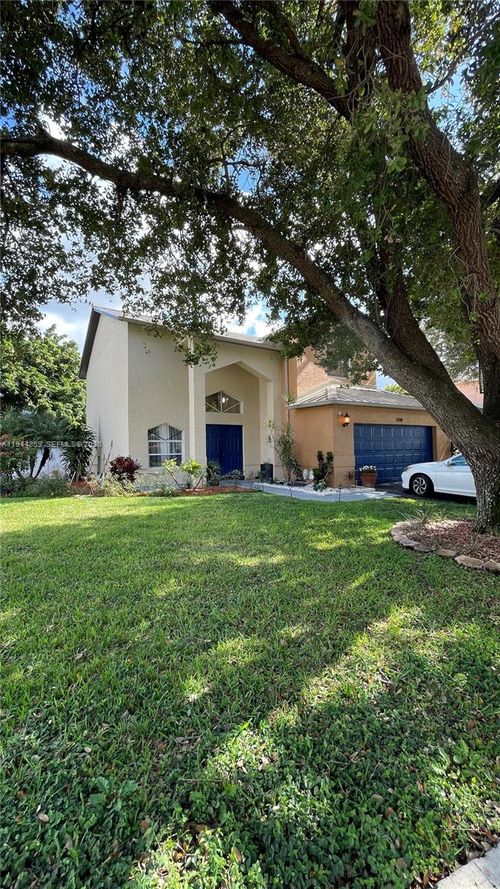 5740 Sw 57th Way, Davie, FL, 33314 | Card Image