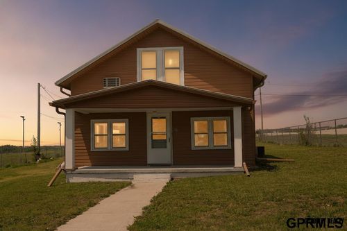857 Long Branch St, Humboldt, NE, 68376-6106 | Card Image