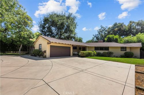 22308 Dolorosa St, Woodland Hills, CA, 91367-4438 | Card Image