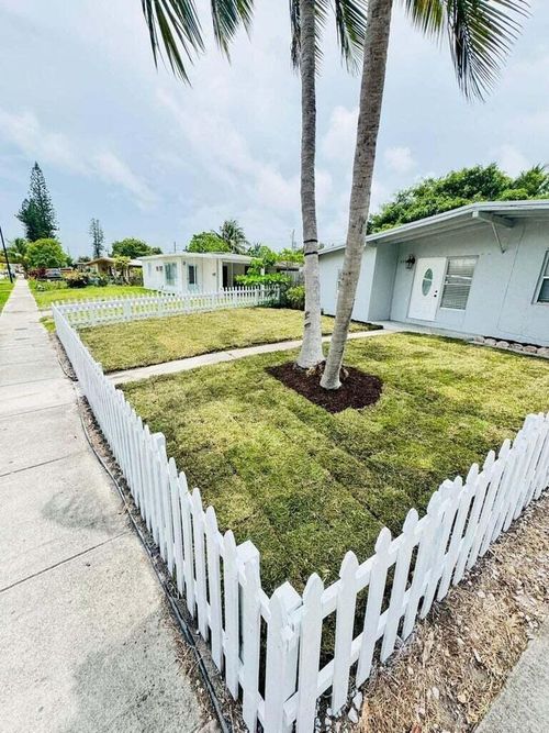 4051 Ne 15th Ter, Pompano Beach, FL, 33064-6001 | Card Image
