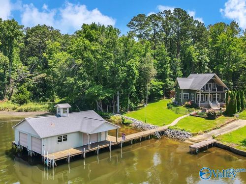1472 Skyline Shores Dr, Scottsboro, AL, 35769-7736 | Card Image