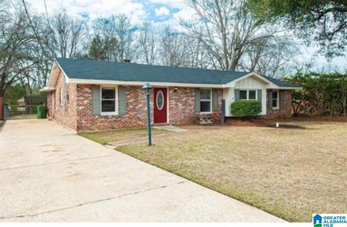 218 W Wilding Dr, MONTGOMERY, AL, 36116-3736 | Card Image