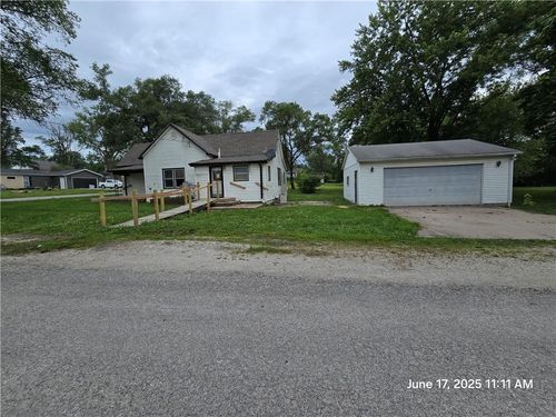 303 E May St, Clarksdale, MO, 64430-9038 | Card Image