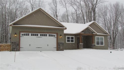 8835 Front Gaskin Rd, Clay, NY, 13135 | Card Image