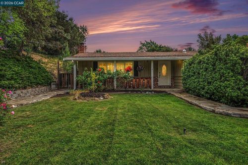 4 Dale Ct, Lafayette, CA, 94595-1008 | Card Image