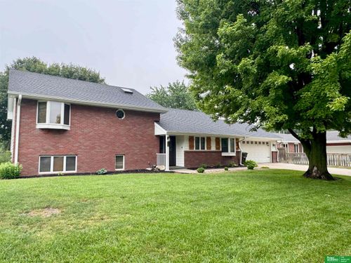 20 Eastridge Dr N, York, NE, 68467-3923 | Card Image