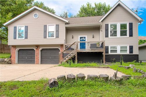 636 Sheidley Ave, Bonner Springs, KS, 66012-1921 | Card Image