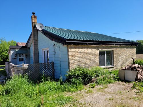 444 Chepstow Rd, Chepstow, ON, N0G1K0 | Card Image