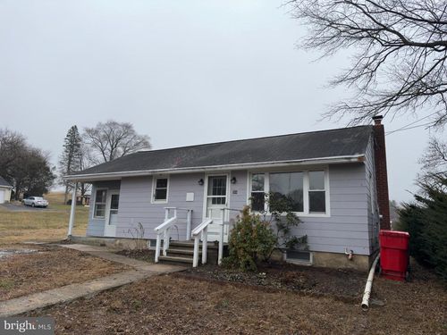 204 Old West Penn Ave, WERNERSVILLE, PA, 19565-9692 | Card Image