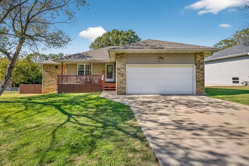 2811 N Washington Ave, Springfield, MO, 65803-3564 | Card Image