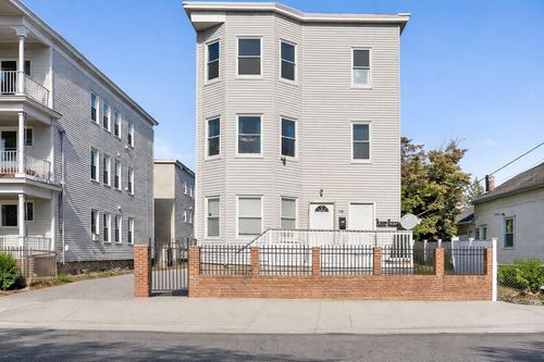 apt-3-357 Howard St, Lawrence, MA, 01841-3067 | Card Image