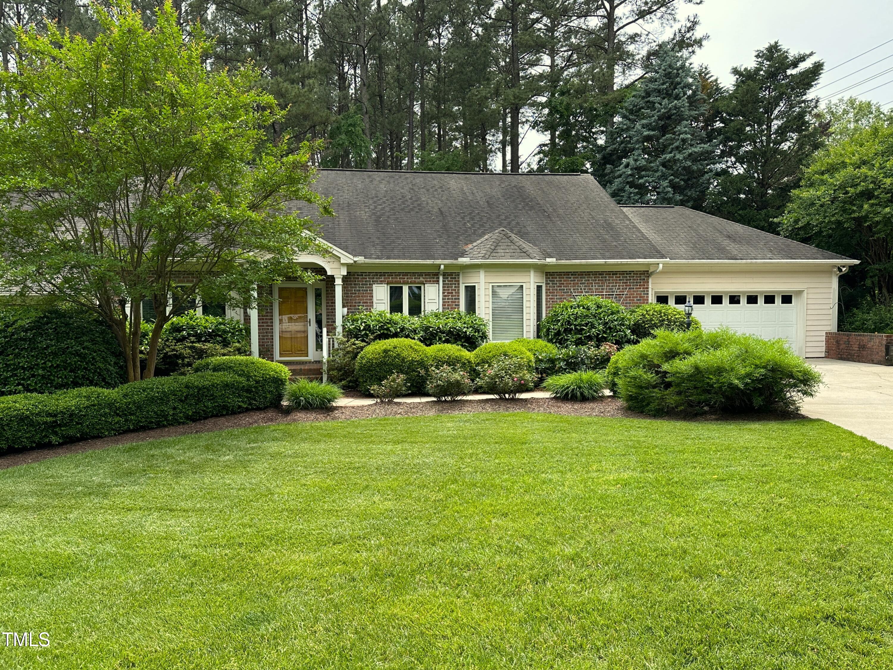 Turnberry Ln, Chapel Hill, NC 27517