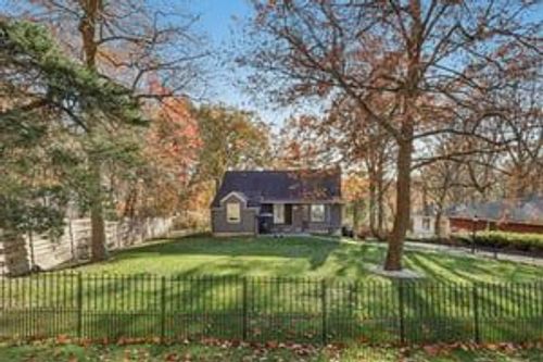 312 Frazier Dr, New Castle, PA, 16105-1543 | Card Image