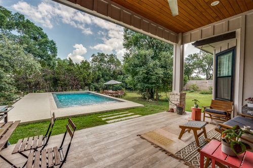 410 Woodland Oaks Trl, Buda, TX, 78610-3107 | Card Image