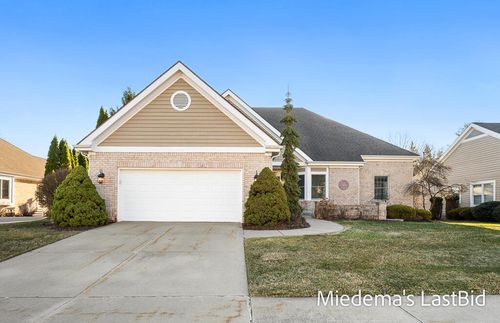 6146 E Longview Dr, East Lansing, MI, 48823-9738 | Card Image