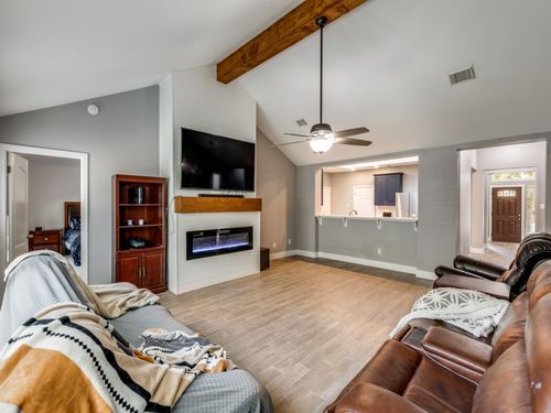 1902 Overland Dr, Leander, TX, 78641-2848 | Card Image