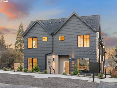 11075 Sw 61st Ave, Portland, OR, 97219-6770 | Card Image