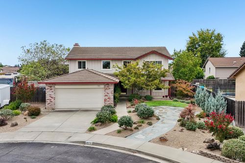 913 Stonewood Ct, Vacaville, CA, 95687-9441 | Card Image