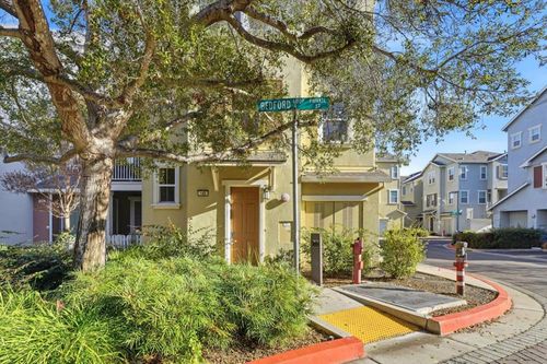 189 Bedford Loop, Mountain View, CA, 94043-5299 | Card Image