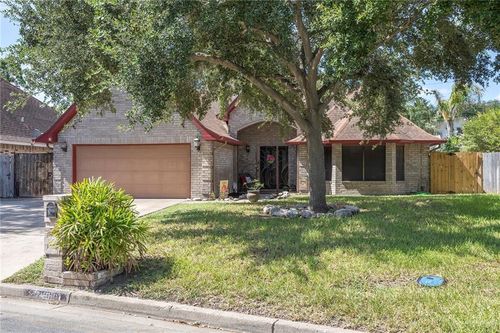 2801 Hawk Ave, McAllen, TX, 78504-4748 | Card Image