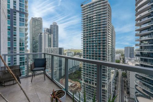 apt-2416-1050 Brickell Ave, Miami, FL, 33131-3910 | Card Image