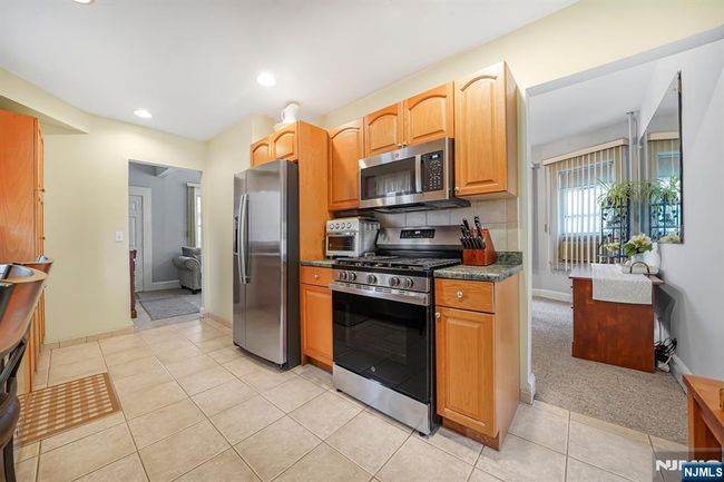 353 Harding Ave, House other with 3 bedrooms, 2 bathrooms and null parking in Clifton NJ | Image 7