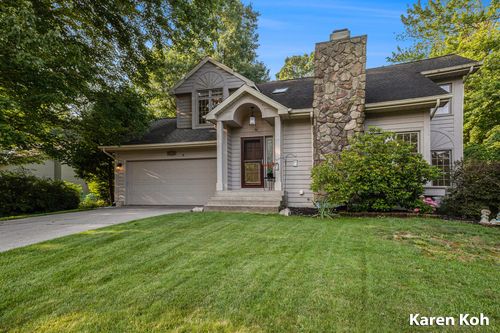5268 Woodmeade Ct, Ada, MI, 49301-3819 | Card Image