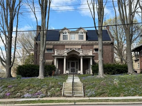 900 Quinby Ave, Wooster, OH, 44691-2851 | Card Image