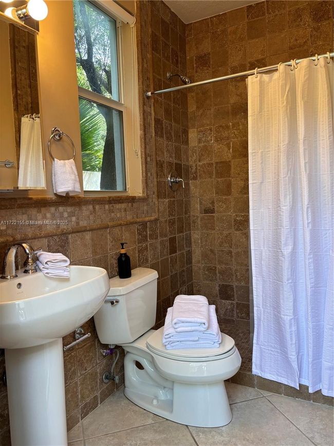 2200 Lincoln Ave, House other with 3 bedrooms, 3 bathrooms and null parking in Coconut Grove FL | Image 26