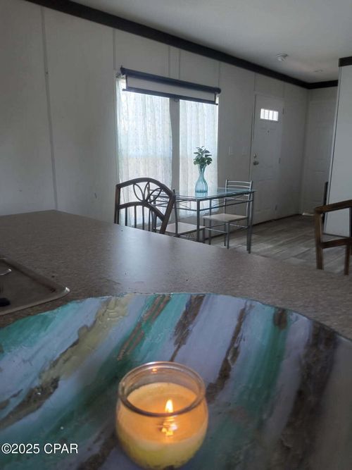 16558 Nw Tallahassee Blvd, Youngstown, FL, 32466-5106 | Card Image